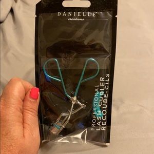 Eyelash Curler